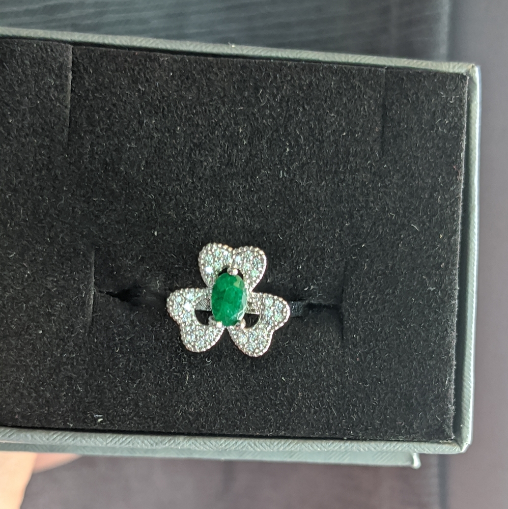 Sale 🎊Genuine Emerald silver filled rings